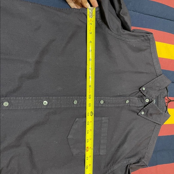 AE 🦅 Men’s Button Down Shirt - Picture 6 of 6